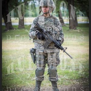 Meet your Posher, Desiree